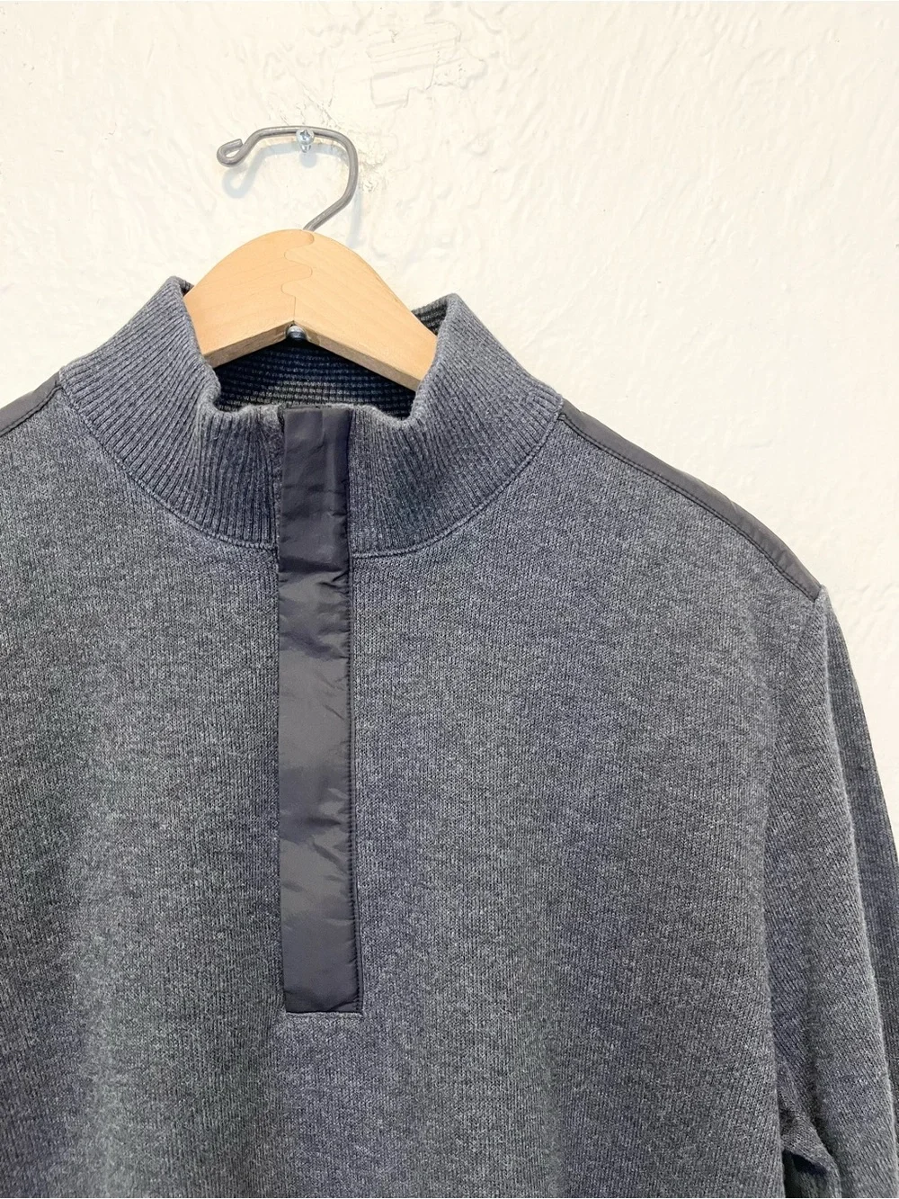 HUGO BOSS Sweater 1/2 Zip Charcoal Gray 3/4 Sleeve Medium M